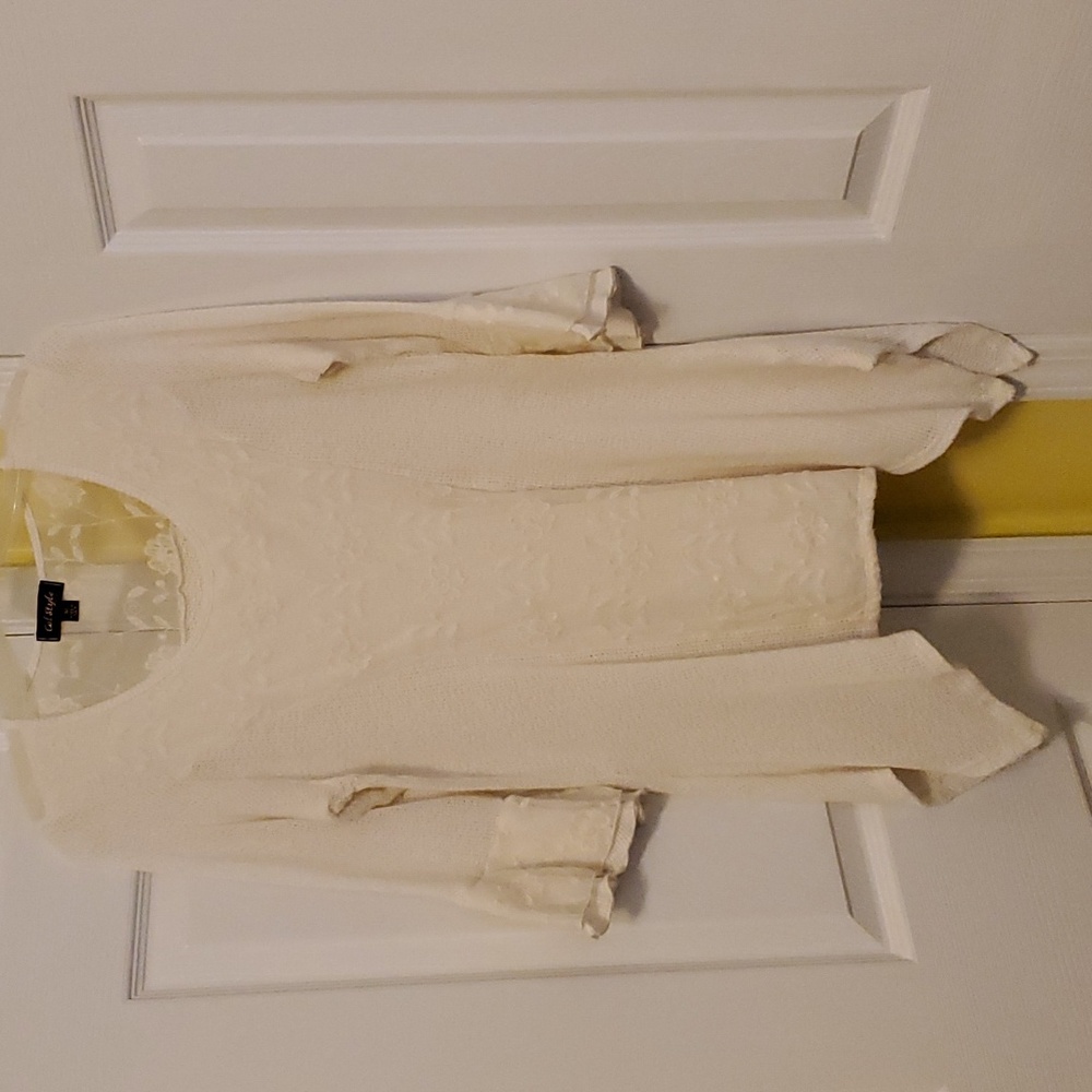 Ivory lightweight medium lacey sweater